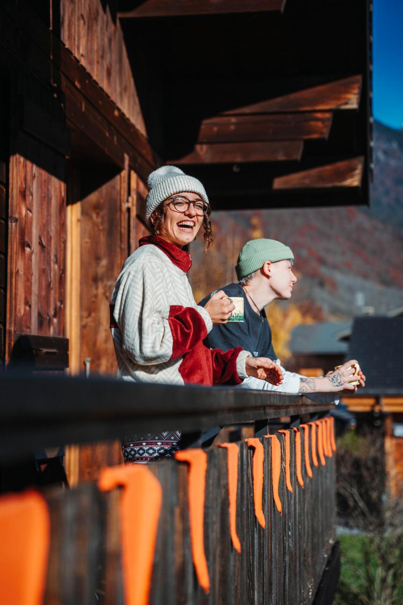 The Fat Fox Lodge, Morzine Montriond Bagian luar foto